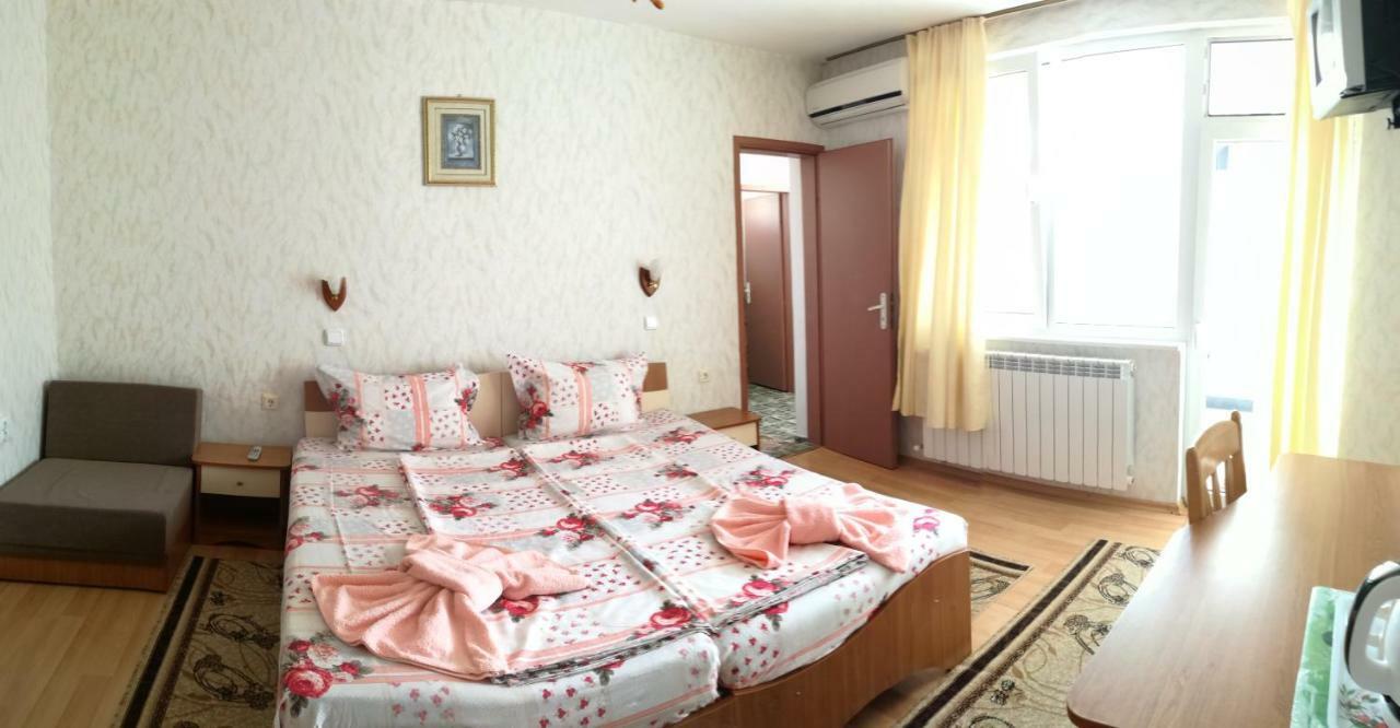 Anele,Kiten Hotel Kiten  Bagian luar foto